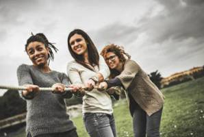 Pour faire face aux d�savantages structurels, avoir une identit� qui relie aux autres est un atout