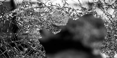 F�hrt Gewalt in der Wohnumgebung zu gewaltt�tigen Kindern und Jugendlichen?