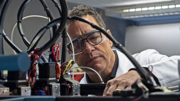 La c�ramique avec un sens du toucher