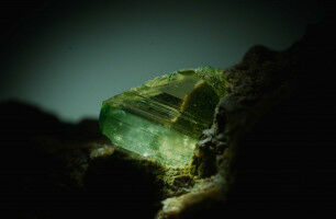 Why olivine and diamonds are best friends