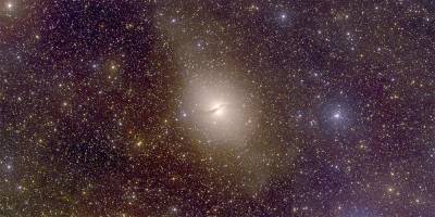 Astronomie: Rotierendes System von Satellitengalaxien wirft Fragen auf