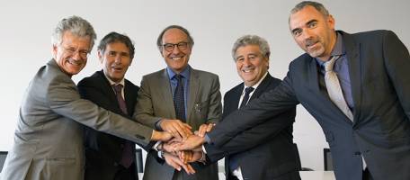 Cinq universit�s cr�ent un r�seau de recherche transfrontalier