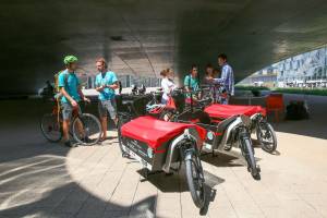 Des vélos-cargo électriques en libre-service et gratuits à l'EPFL