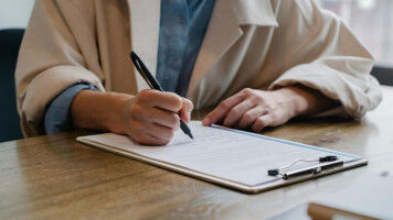 Health - Does semantics (re)shape the mind? - USI Does semantics (re)shape the mind?