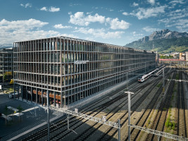 Next stop Perron : HSLU opens new building at Lucerne train station