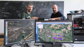 Une plateforme pour faire parler les images satellites